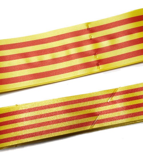 1 mittelgroße Ziehschleife / Fertig-Schleife 'Spanien' ca. 3 x 77 cm